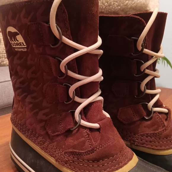 Sorel - Picture 4 of 12